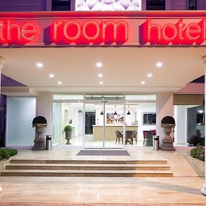 The Room Hotel&Apartments